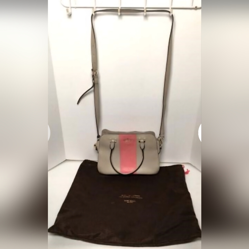 The Kate Spade Pebbled Leather Satchel Bag in Cream and Pink